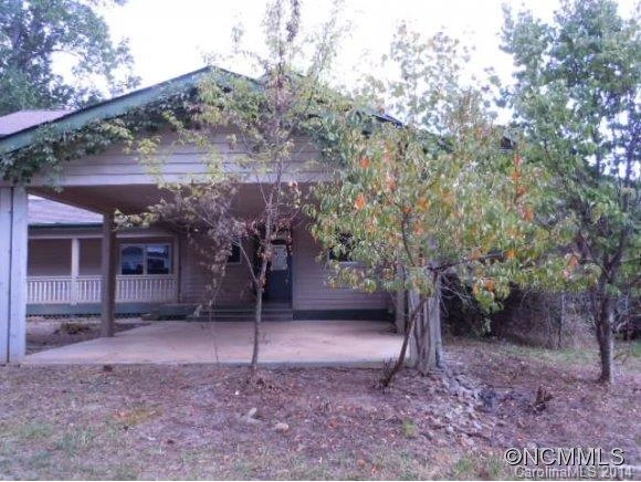 122 Dorothy Lille Lane