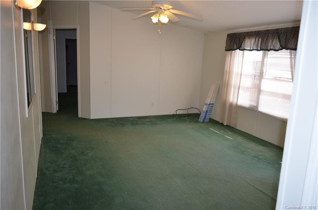 1071 Elliott Road - Photo 4