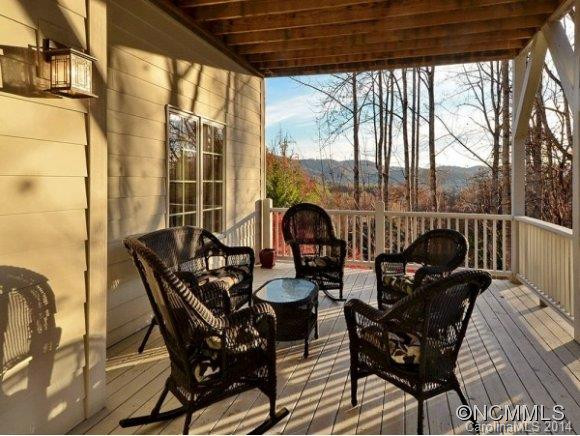 138 TWIN COURTS DRIVE - Photo 14
