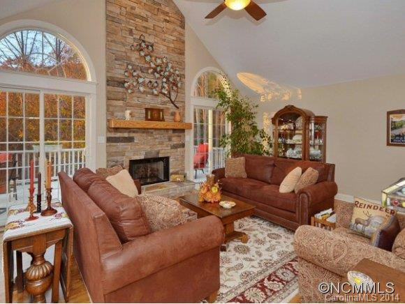 138 TWIN COURTS DRIVE - Photo 5
