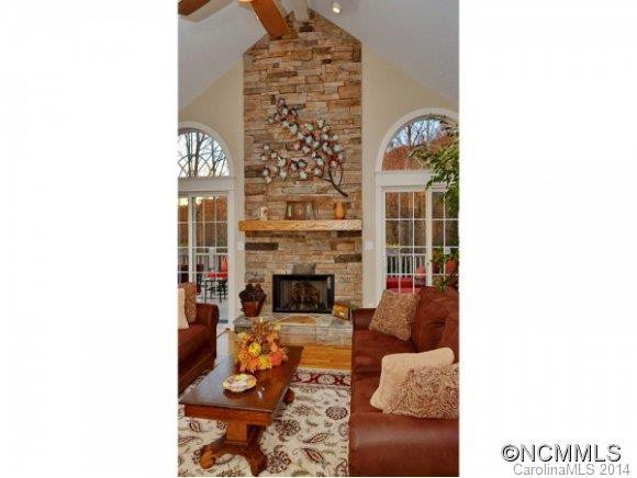 138 TWIN COURTS DRIVE - Photo 6