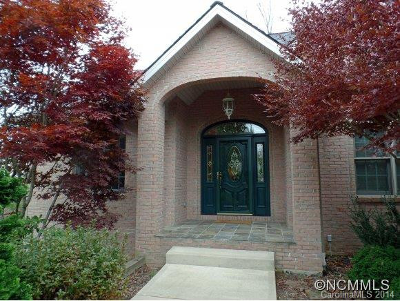203 Eagle Point Drive - Photo 2