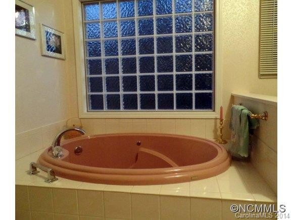 203 Eagle Point Drive - Photo 12