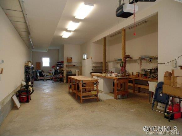 203 Eagle Point Drive - Photo 23