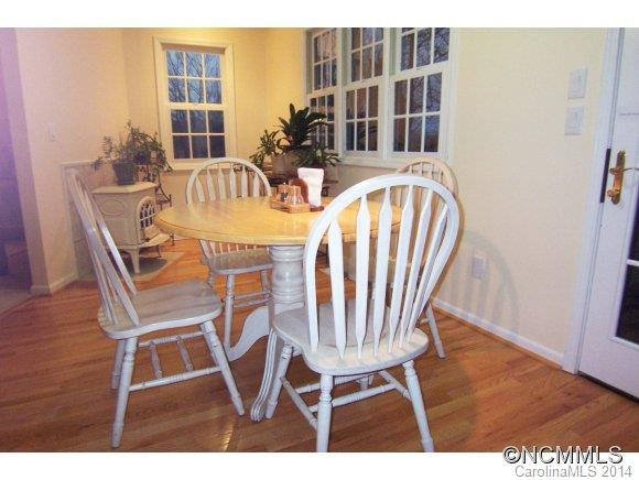 203 Eagle Point Drive - Photo 8
