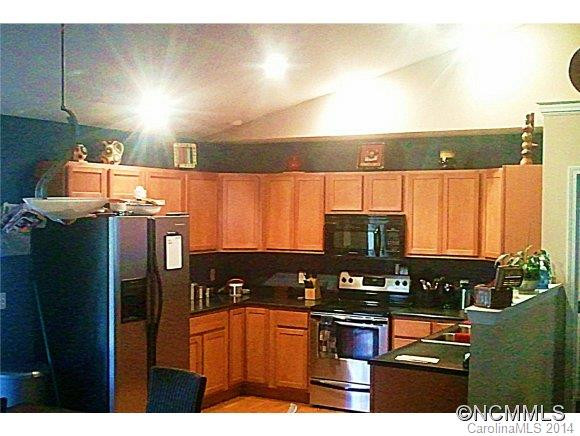 27 Kenlan Drive - Photo 4