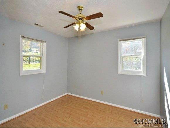 402 ELBERT BURNETTE ROAD - Photo 7