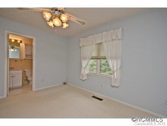 28 Westview Lane - Photo 11
