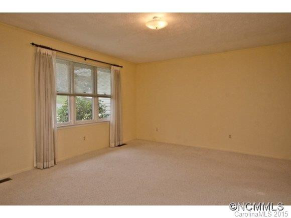 28 Westview Lane - Photo 10