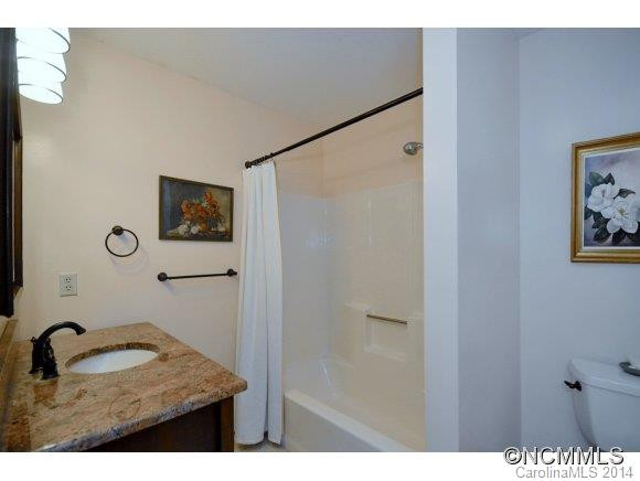  - Photo 13