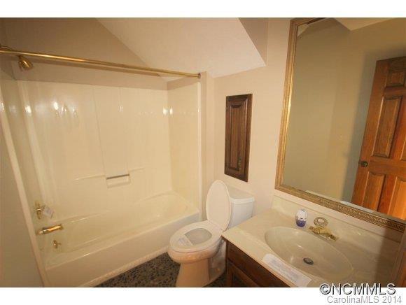64 Greenridge Road - Photo 11