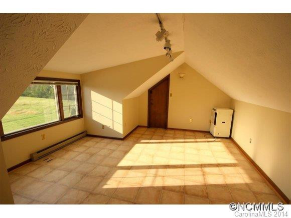 64 Greenridge Road - Photo 16