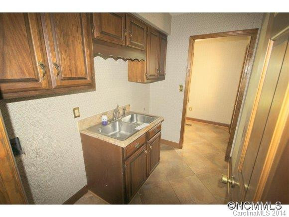 64 Greenridge Road - Photo 17