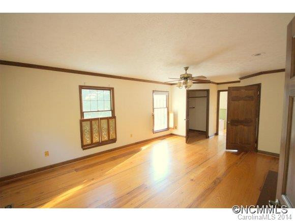 64 Greenridge Road - Photo 5