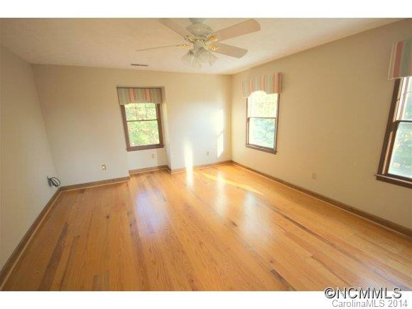 64 Greenridge Road - Photo 10