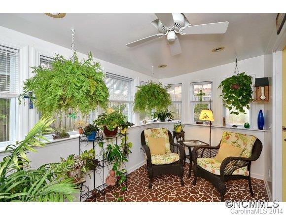 14 Village Parkway - Photo 15