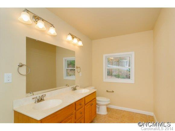 817 Holiday Drive - Photo 14