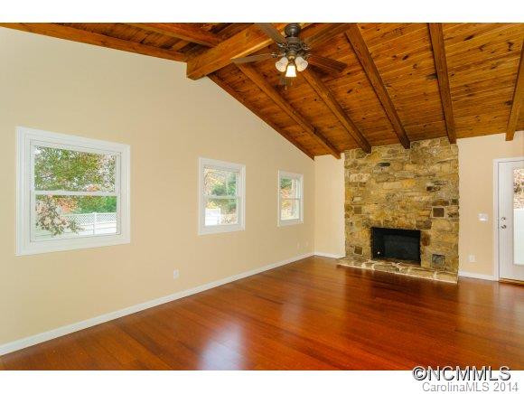 817 Holiday Drive - Photo 7