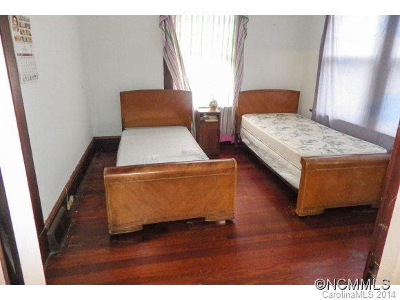 - Photo 8
