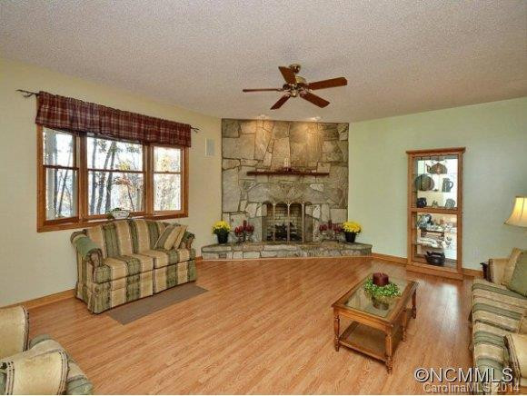 400 SUNSET HEIGHTS - Photo 5