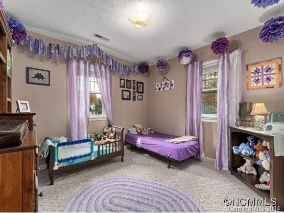 147 SHARONS WAY - Photo 17