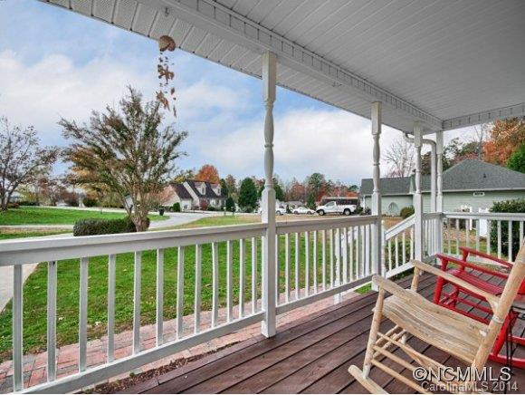 147 SHARONS WAY - Photo 3