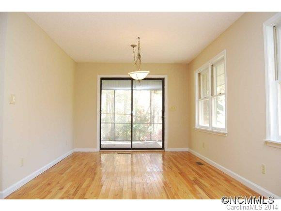 324 Colony Ln - Photo 5