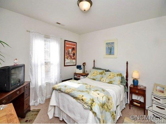 132 Thea Lane - Photo 11