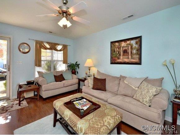 132 Thea Lane - Photo 3