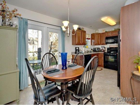 132 Thea Lane - Photo 4