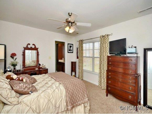 132 Thea Lane - Photo 8