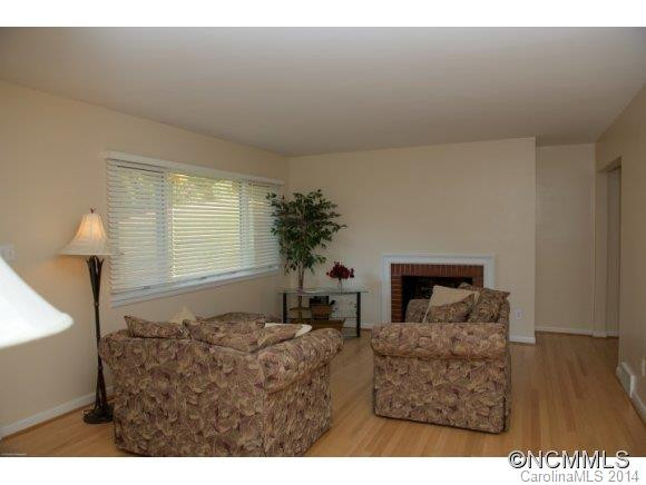 7 Clearbrook Rd. - Photo 5