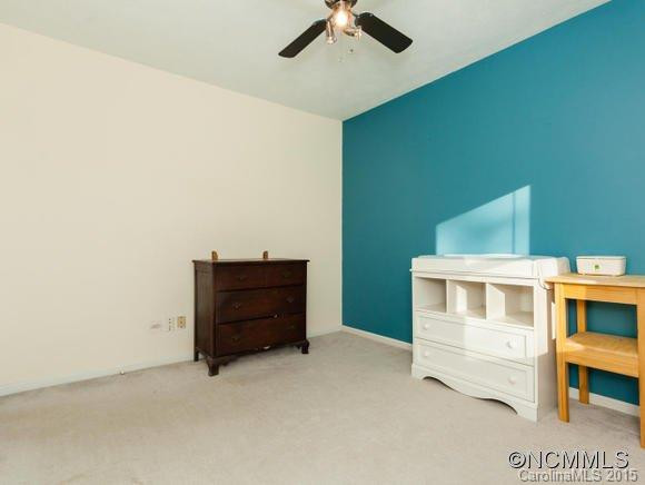 10 East Hill Drive - Photo 11