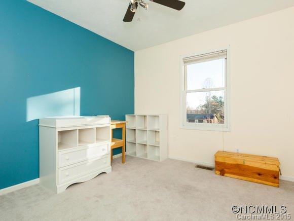 10 East Hill Drive - Photo 12