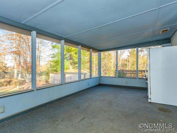 10 East Hill Drive - Photo 15