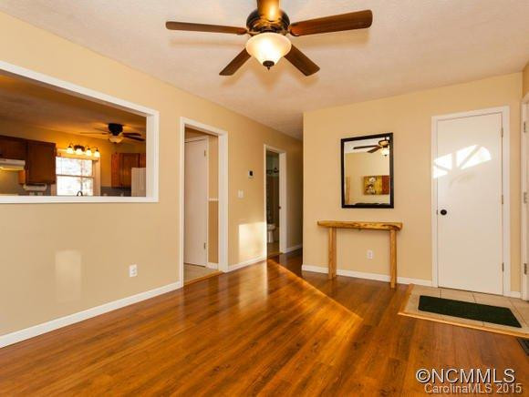 10 East Hill Drive - Photo 5