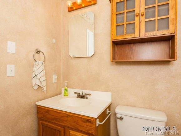 10 East Hill Drive - Photo 10