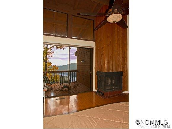 513 Youngs Mountain Drive - Photo 15