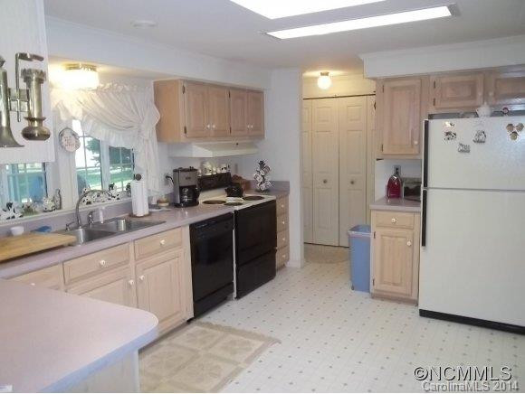 8 N Charles Lane - Photo 6