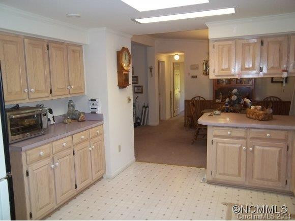 8 N Charles Lane - Photo 7