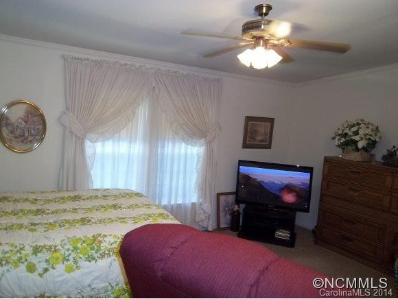 8 N Charles Lane - Photo 9