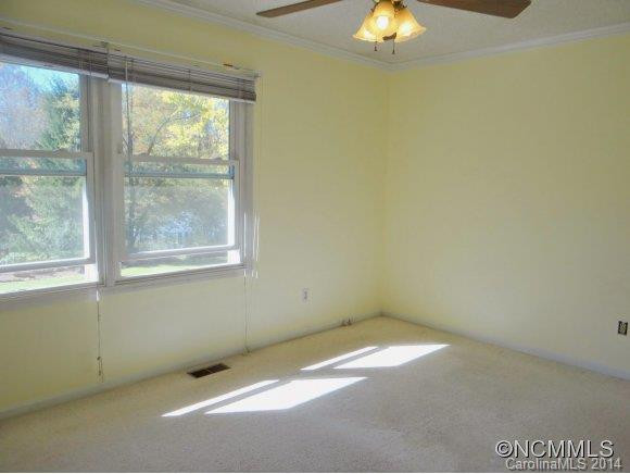 34 Clovernook Drive - Photo 8