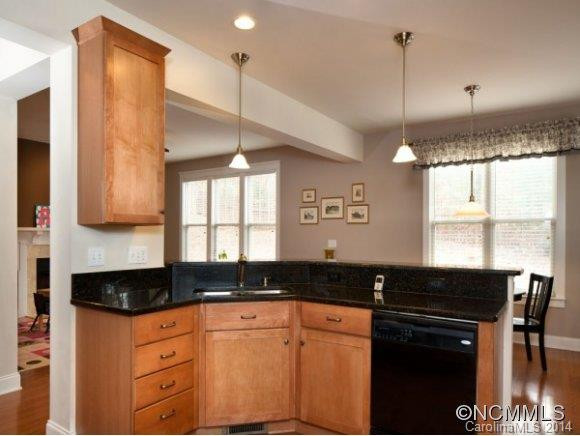 33 CADDIS COURT - Photo 4