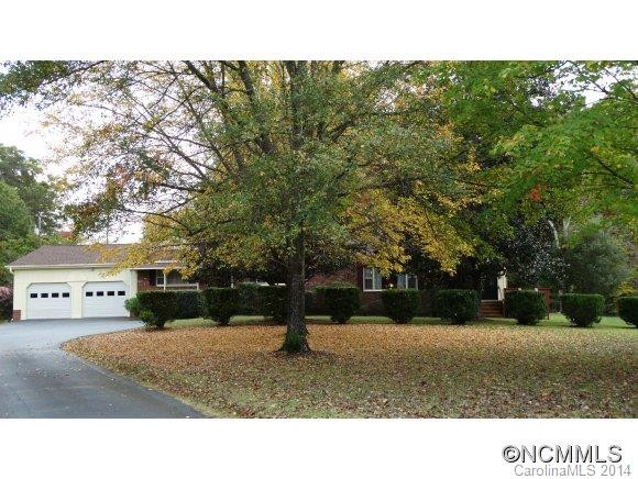 3111 Collinsville Road - Photo 2