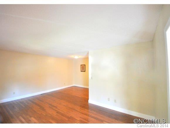 130 Ridgeview Drive - Photo 4
