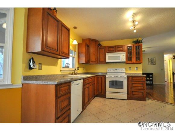 130 Ridgeview Drive - Photo 6