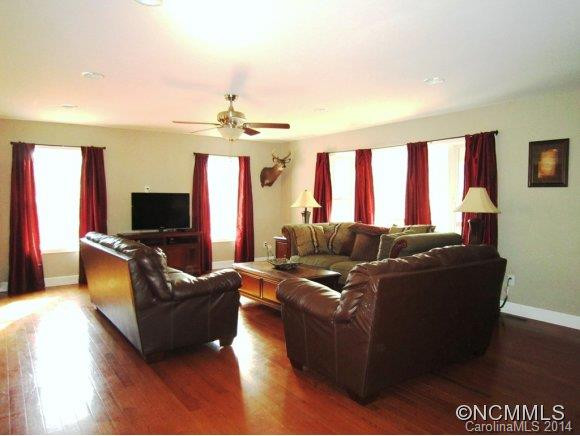 1584 Upper Paw Paw Road - Photo 2