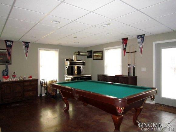 1584 Upper Paw Paw Road - Photo 14