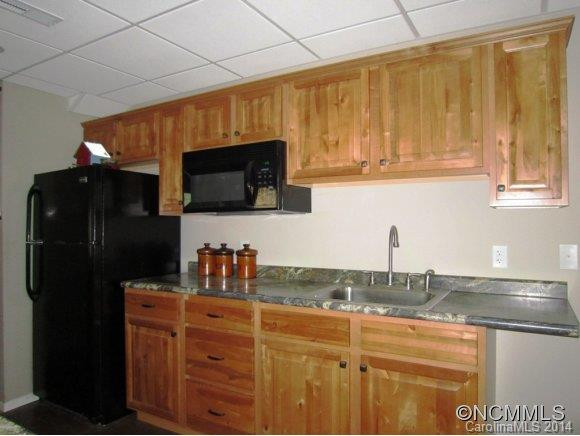 1584 Upper Paw Paw Road - Photo 18