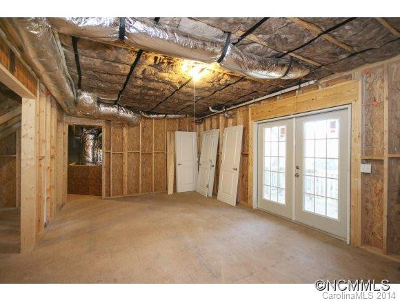 215 Courtland Place - Photo 15